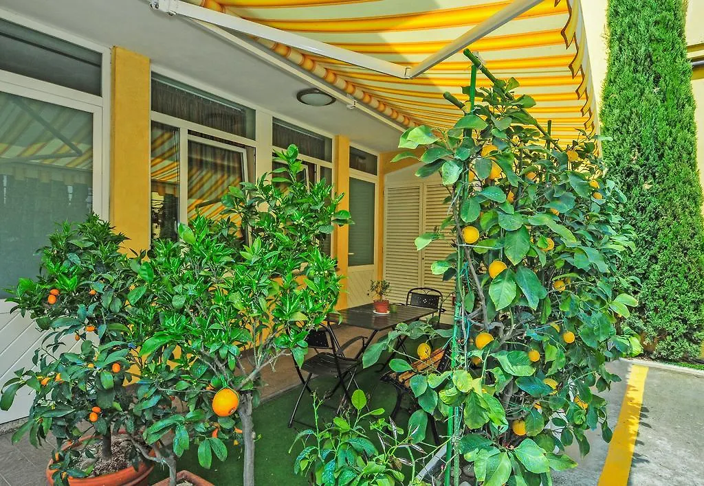 Bed & Breakfast B&B Ai Cipressi Lucca